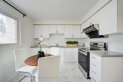 Photo 15 at 108 COURVILLE COACHWAY, Pleasant View, Toronto