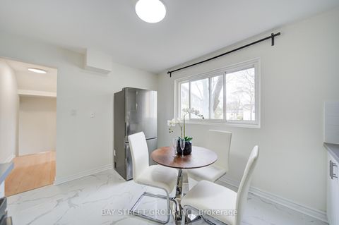 Photo 17 at 108 COURVILLE COACHWAY, Pleasant View, Toronto