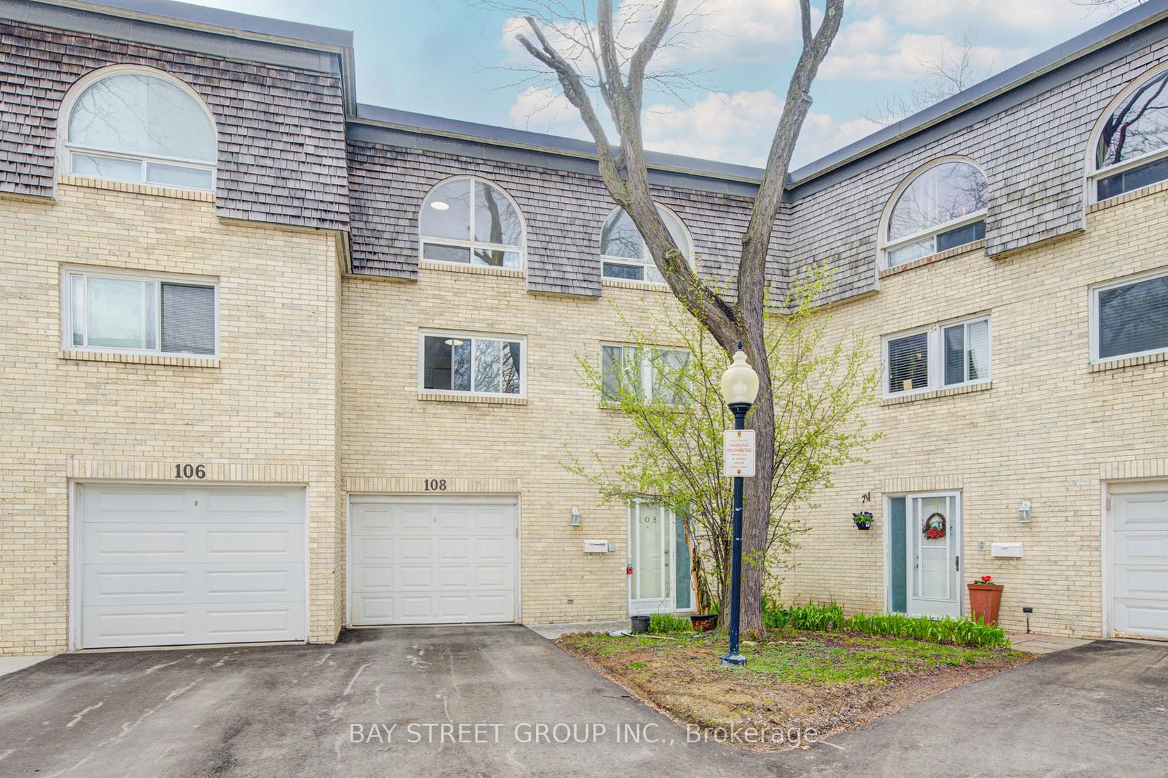 108 COURVILLE COACHWAY, Pleasant View, Toronto 