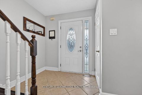 Photo 2 at 56 Ivory Court, Bowmanville, Clarington
