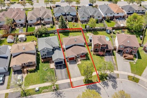 Photo 5 at 13 Waddington Crescent, Holly, Barrie