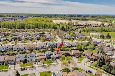 Photo 33 at 13 Waddington Crescent, Holly, Barrie
