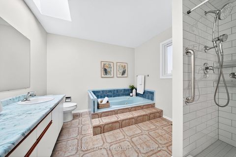 Photo 11 at 17 Payzac Avenue, West Hill, Toronto