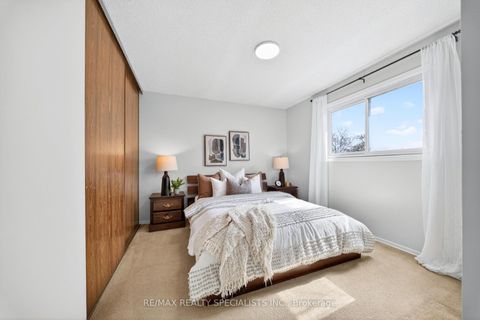 Photo 12 at 17 Payzac Avenue, West Hill, Toronto