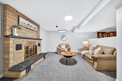 Photo 15 at 17 Payzac Avenue, West Hill, Toronto