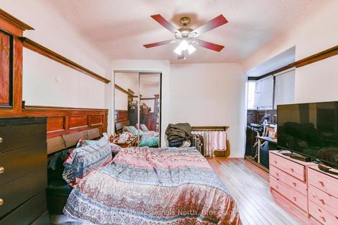 Photo 13 at 3 Maynard Avenue, South Parkdale, Toronto
