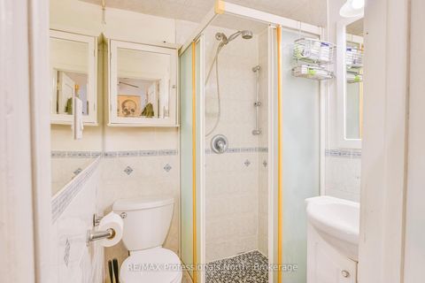 Photo 15 at 3 Maynard Avenue, South Parkdale, Toronto
