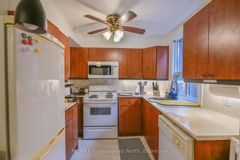 Photo 22 at 3 Maynard Avenue, South Parkdale, Toronto