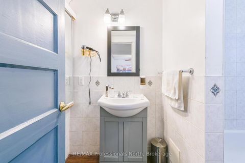 Photo 35 at 3 Maynard Avenue, South Parkdale, Toronto
