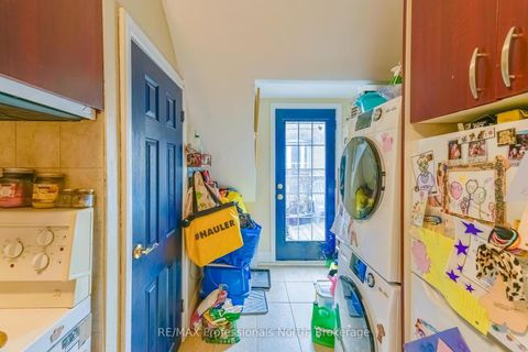 Photo 36 at 3 Maynard Avenue, South Parkdale, Toronto