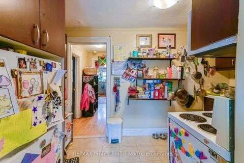 Photo 37 at 3 Maynard Avenue, South Parkdale, Toronto