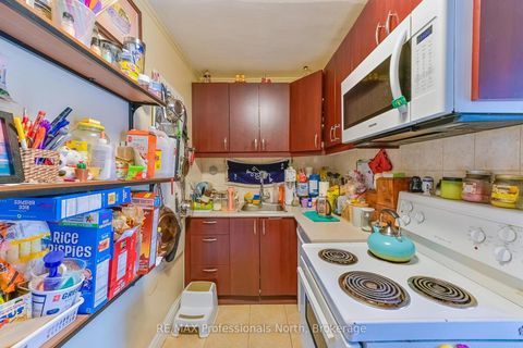 Photo 38 at 3 Maynard Avenue, South Parkdale, Toronto