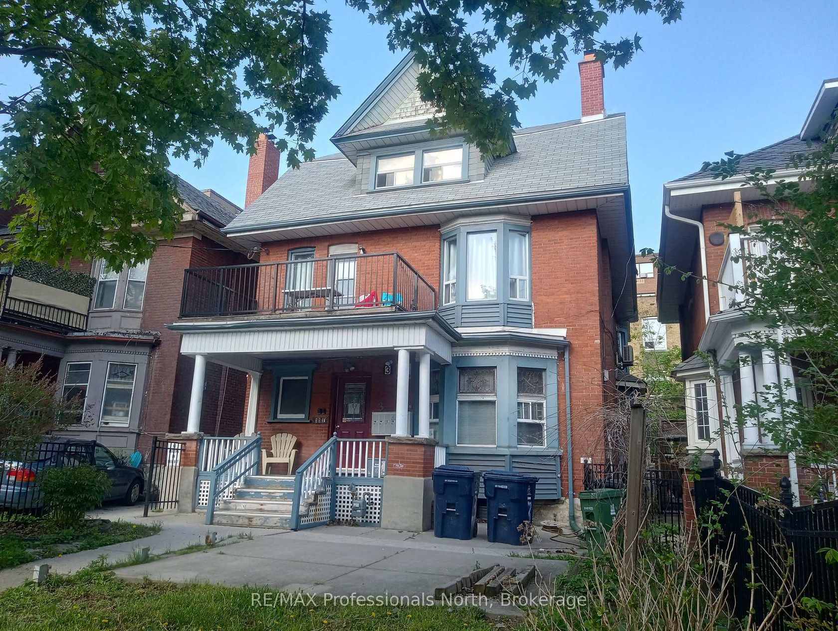 3 Maynard Avenue, South Parkdale, Toronto photo 2