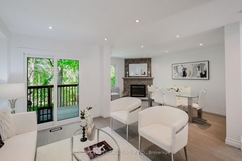 Photo 9 at 35 - 80 McCallum Drive, North Richvale, Richmond Hill