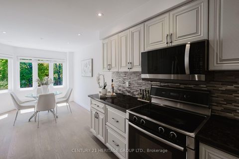 Photo 16 at 35 - 80 McCallum Drive, North Richvale, Richmond Hill