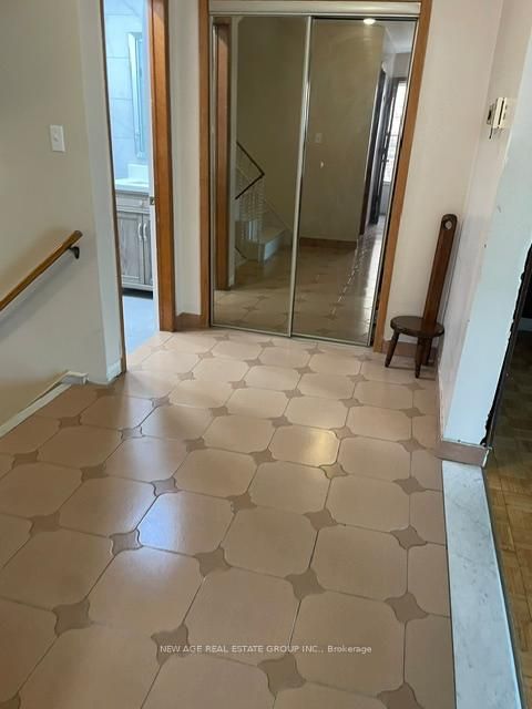 Photo 11 at 112 Anthia Drive W, Humber Summit, Toronto