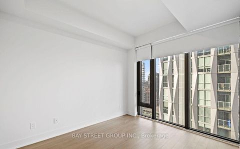 Photo 7 at 2009 - 8 cumberland Street, Annex, Toronto