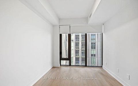Photo 8 at 2009 - 8 cumberland Street, Annex, Toronto