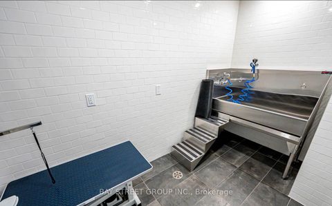 Photo 17 at 2009 - 8 cumberland Street, Annex, Toronto