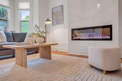 Photo 10 at 118 Lansdowne Avenue, Roncesvalles, Toronto