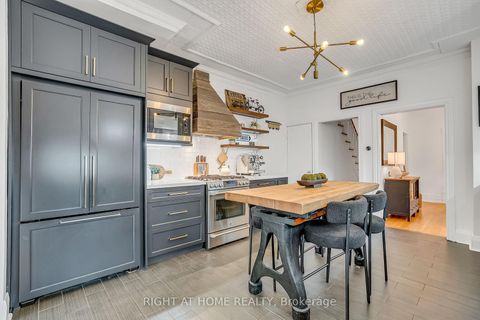 Photo 16 at 118 Lansdowne Avenue, Roncesvalles, Toronto