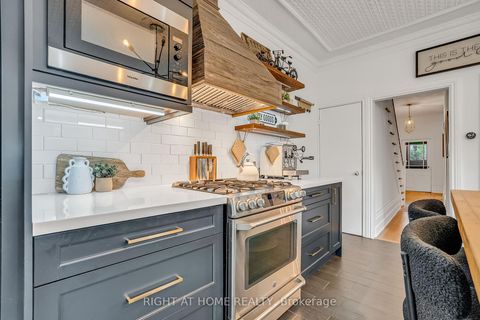 Photo 17 at 118 Lansdowne Avenue, Roncesvalles, Toronto