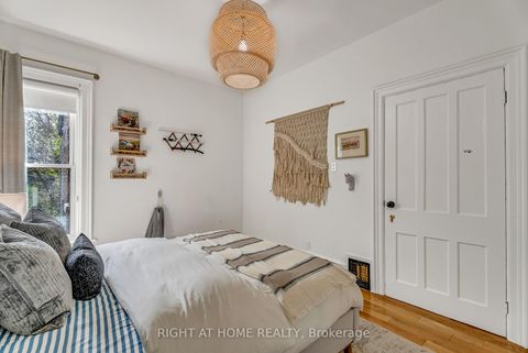 Photo 35 at 118 Lansdowne Avenue, Roncesvalles, Toronto