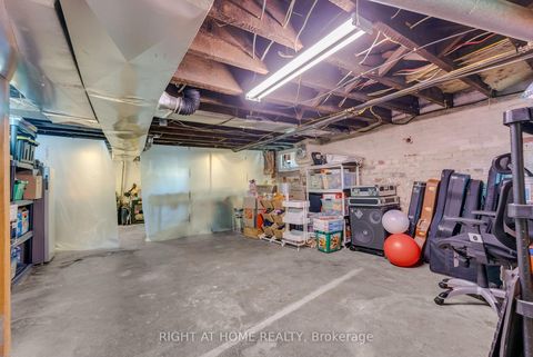 Photo 41 at 118 Lansdowne Avenue, Roncesvalles, Toronto