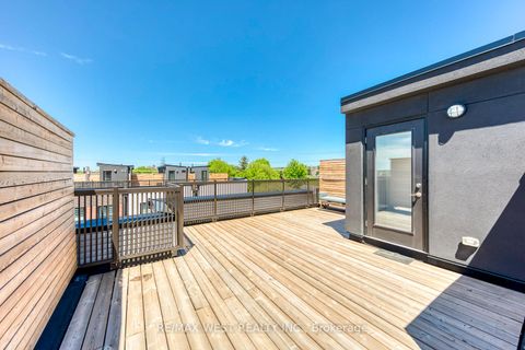 Photo 39 at 14 - 30 Ed Clark Gardens Boulevard, Pellam Park, Toronto