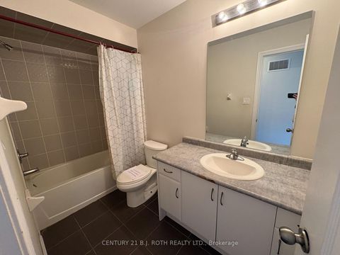 Photo 11 at 1150 Peelar Crescent, Lefroy, Innisfil