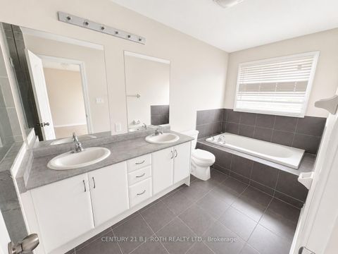 Photo 13 at 1150 Peelar Crescent, Lefroy, Innisfil