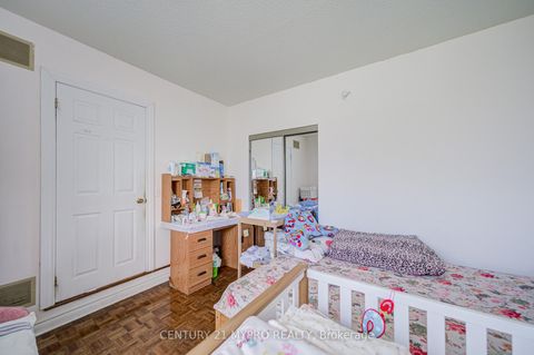 Photo 16 at 211 Bellwoods Avenue, Bellwoods, Toronto