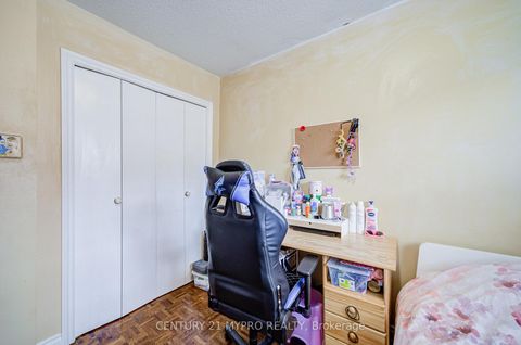 Photo 29 at 211 Bellwoods Avenue, Bellwoods, Toronto