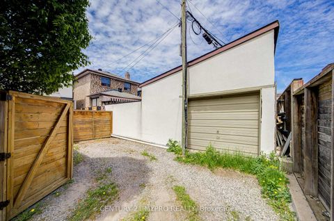 Photo 49 at 211 Bellwoods Avenue, Bellwoods, Toronto