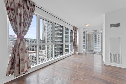 Photo 12 at 1009 - 50 Bruyeres Mews, Niagara, Toronto