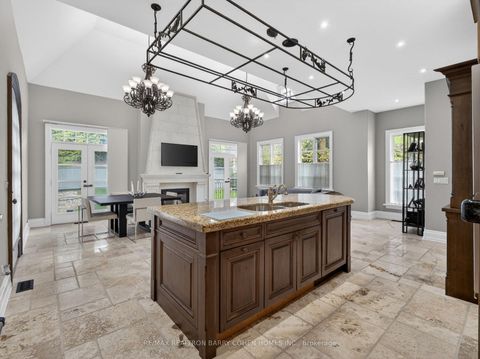 Photo 13 at 3 Legacy Court, Windfields, Toronto