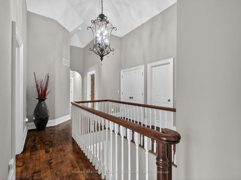 Photo 22 at 3 Legacy Court, Windfields, Toronto