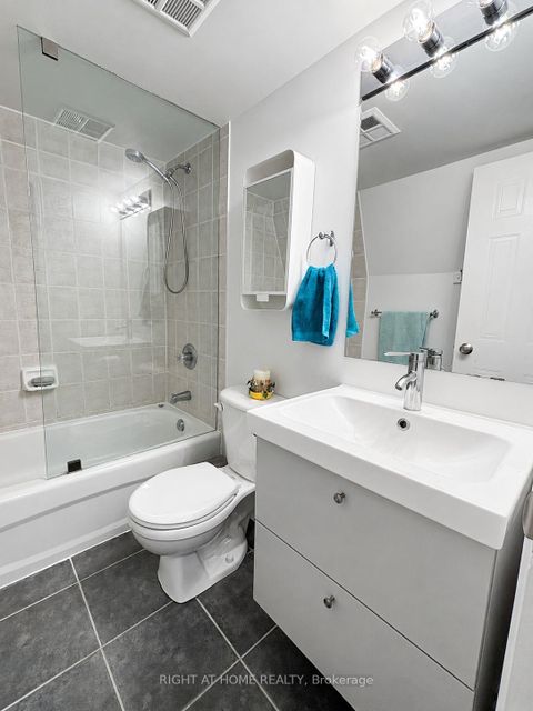 Photo 21 at 221 - 760 Lawrence Avenue W, Glen Park, Toronto