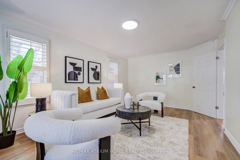 Photo 8 at 77 Rosedale Heights Drive, Uplands, Vaughan