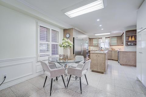 Photo 10 at 77 Rosedale Heights Drive, Uplands, Vaughan