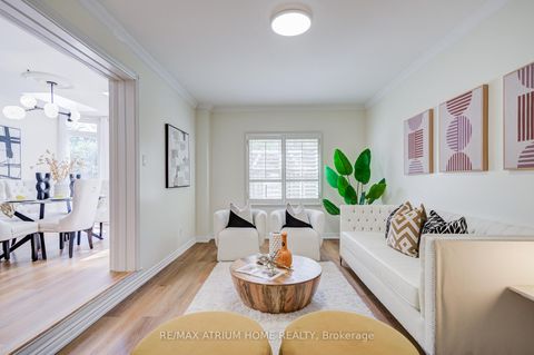 Photo 22 at 77 Rosedale Heights Drive, Uplands, Vaughan