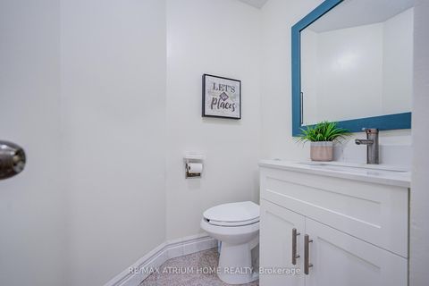 Photo 23 at 77 Rosedale Heights Drive, Uplands, Vaughan
