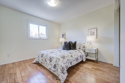 Photo 26 at 77 Rosedale Heights Drive, Uplands, Vaughan
