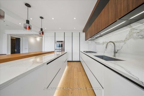 Photo 9 at 318 - 2095 Lake Shore Boulevard W, Mimico, Toronto