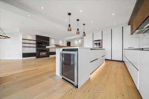 Photo 10 at 318 - 2095 Lake Shore Boulevard W, Mimico, Toronto