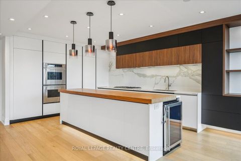 Photo 11 at 318 - 2095 Lake Shore Boulevard W, Mimico, Toronto