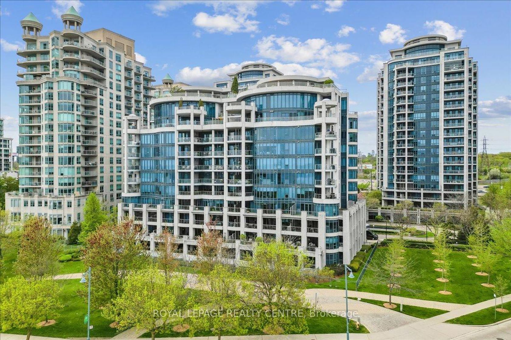 318 - 2095 Lake Shore Boulevard W, Mimico, Toronto 