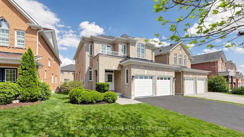 Photo 2 at 516 Woodspring Avenue, Woodland Hill, Newmarket