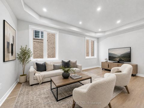 Photo 7 at 516 Woodspring Avenue, Woodland Hill, Newmarket