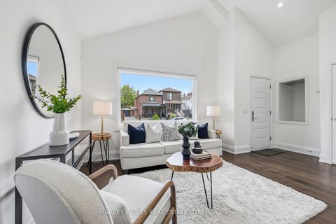 Photo 6 at 568 Northcliffe Boulevard, Oakwood Village, Toronto